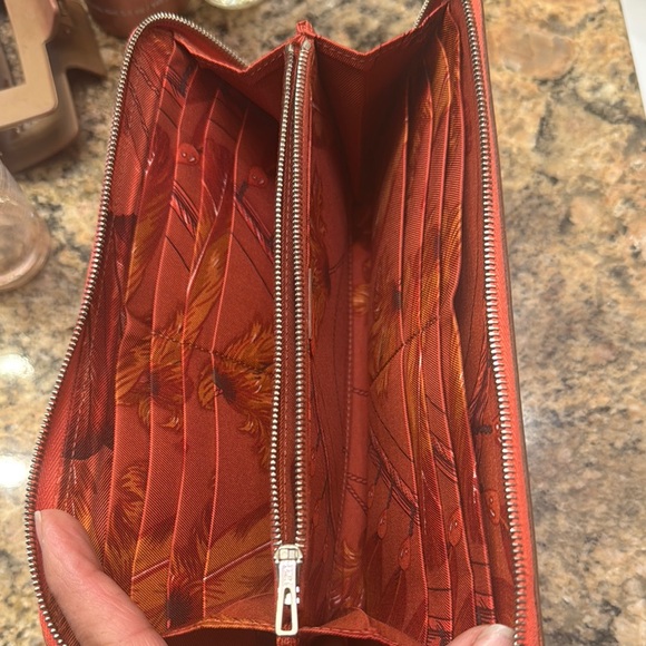 Hermes Orange Wallet - Picture 5 of 8